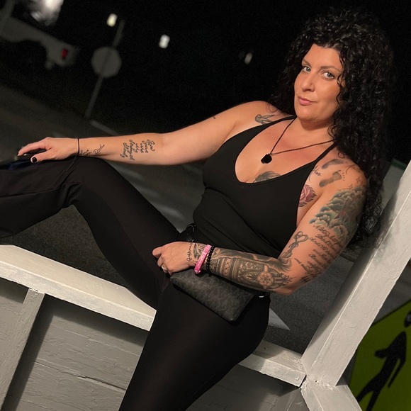 Meet your Posher, Jessica - Picture 3 of 4